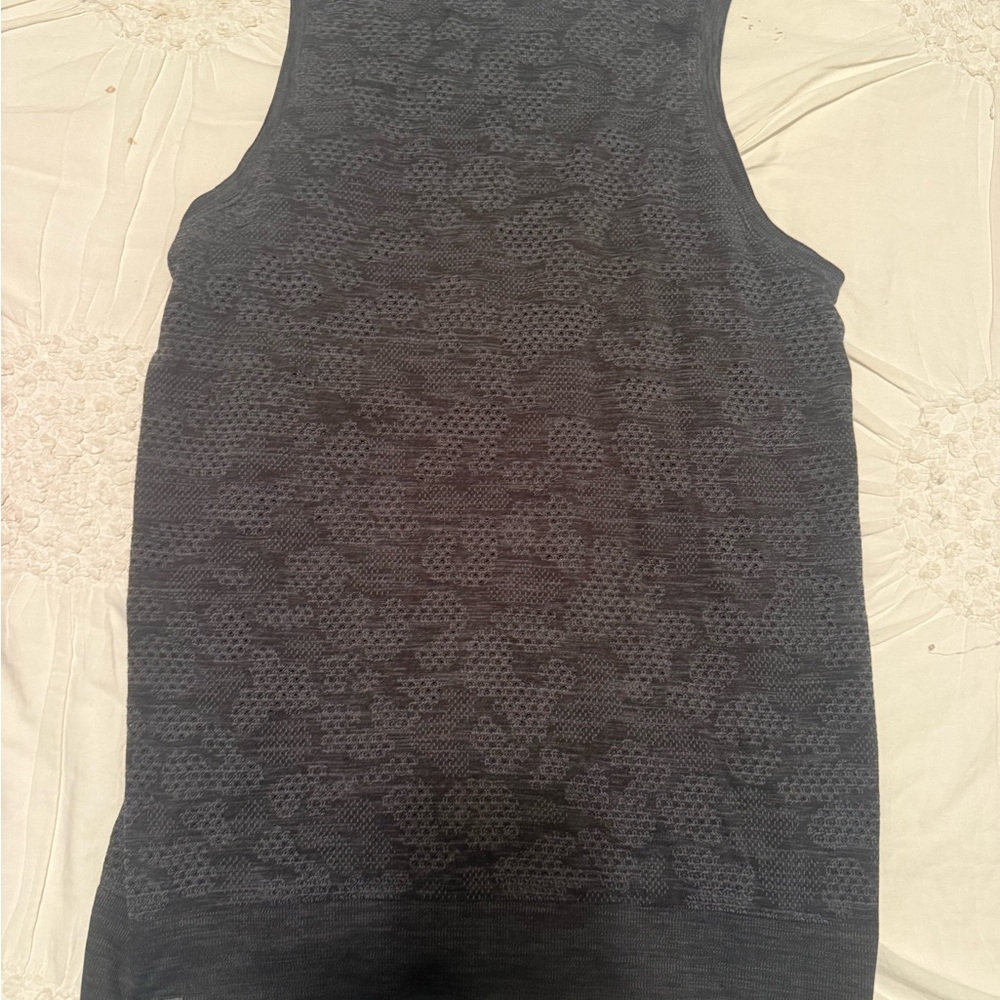 Lululemon grey cheetah print Sleeveless Women's Top